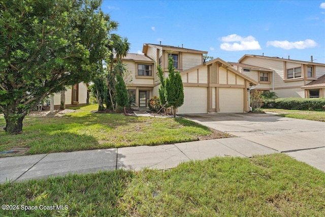 view of front of home featuring a front yard