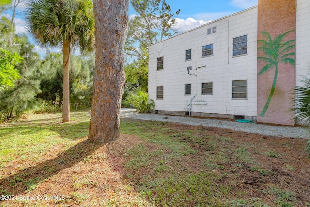 exterior space with a lawn