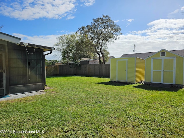 view of yard with a shed