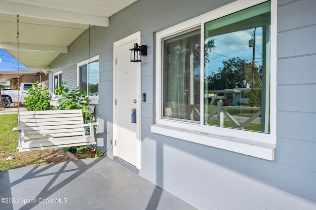 view of property entrance