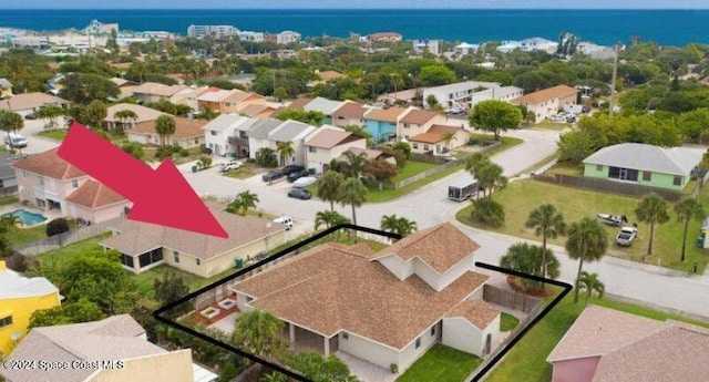 bird's eye view featuring a water view