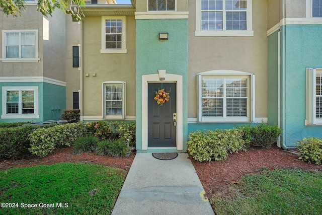 Listing photo 3 for 5693 Star Rush Dr Unit 202, Melbourne FL 32940