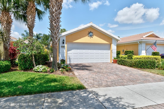 view of front of home featuring a garage