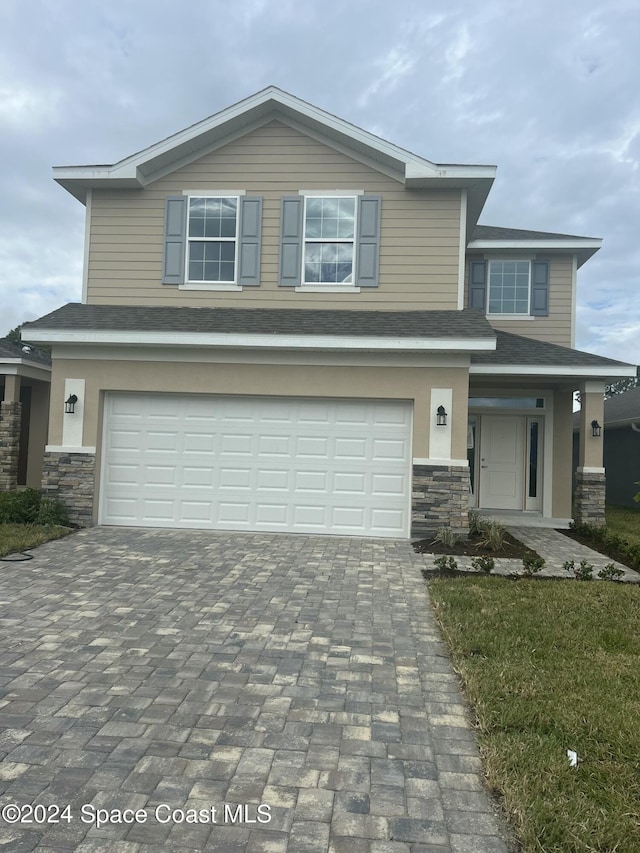 view of front facade with a garage