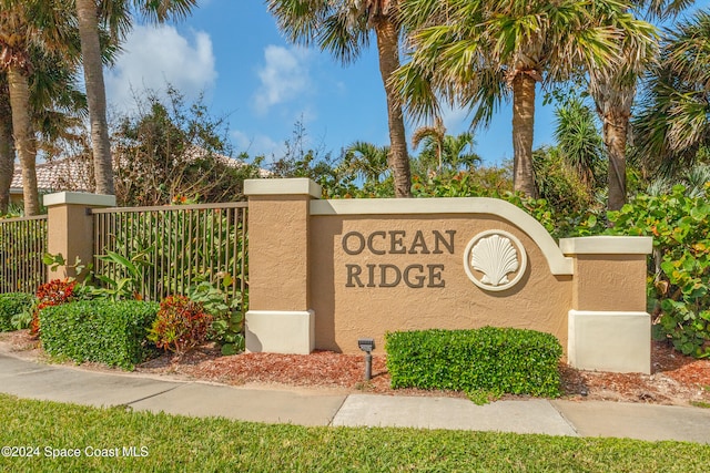 view of community / neighborhood sign