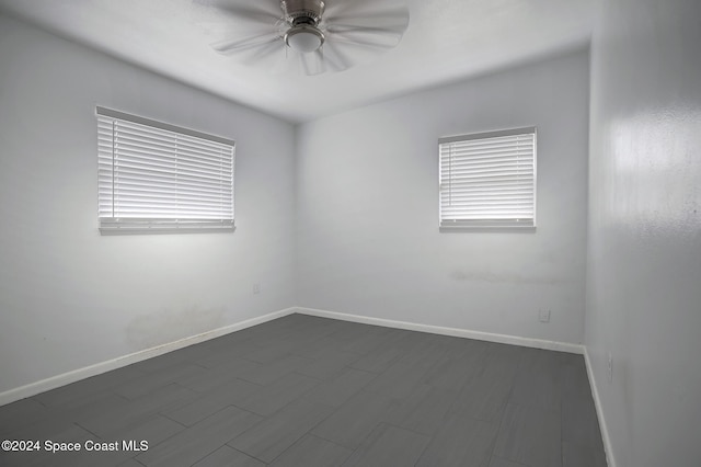 empty room with ceiling fan