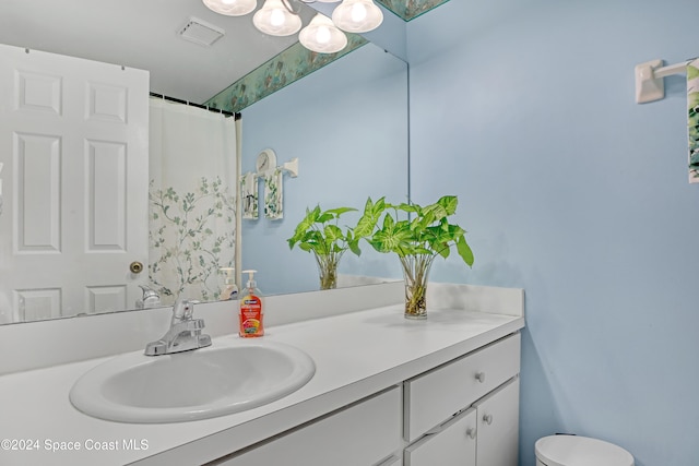 bathroom featuring vanity