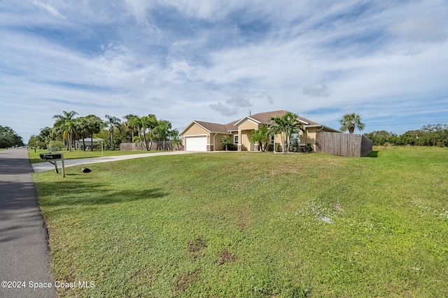 Listing photo 3 for 817 Serenade St NW, Palm Bay FL 32907