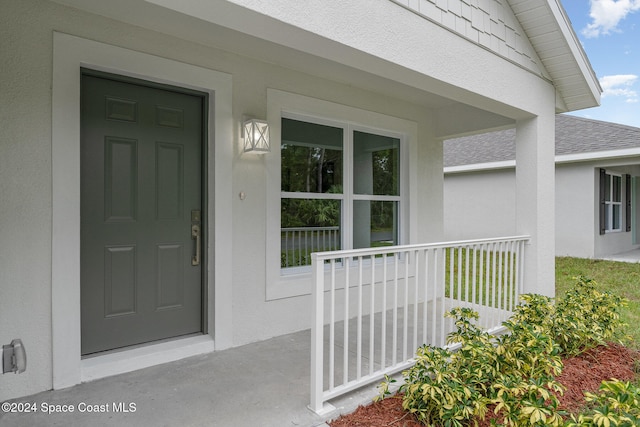 view of property entrance