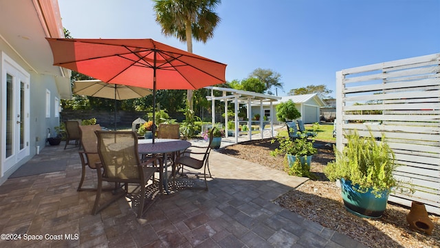 view of patio featuring a pergola