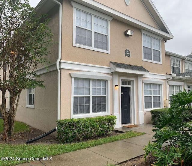 view of townhome / multi-family property