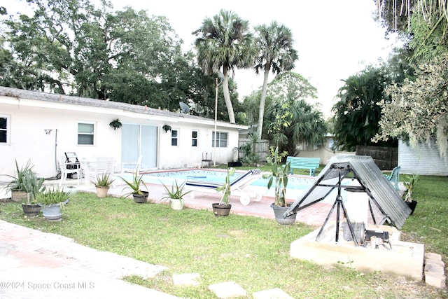 139 W Laila Dr W, Melbourne, FL 32904 - view of pool featuring a patio area