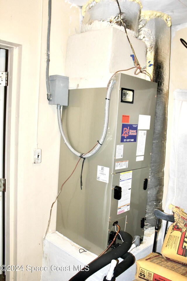 139 W Laila Dr W, Melbourne, FL 32904 - view of utility room