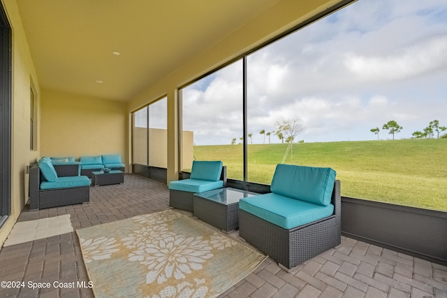 view of sunroom / solarium