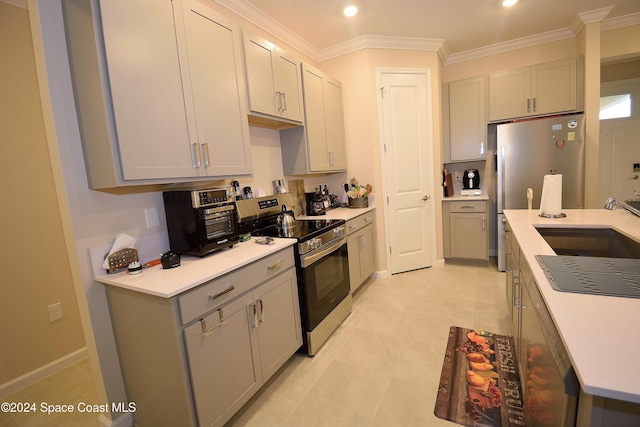 kitchen featuring electric stove, sink, ornamental molding, gray cabinets, and light tile patterned flooring