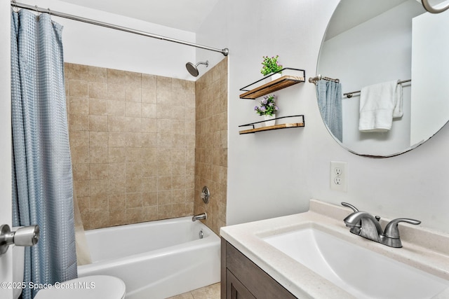 170 Paradise Blvd Unit 17013, Melbourne, FL 32903 - bathroom with shower / tub combo with curtain and vanity