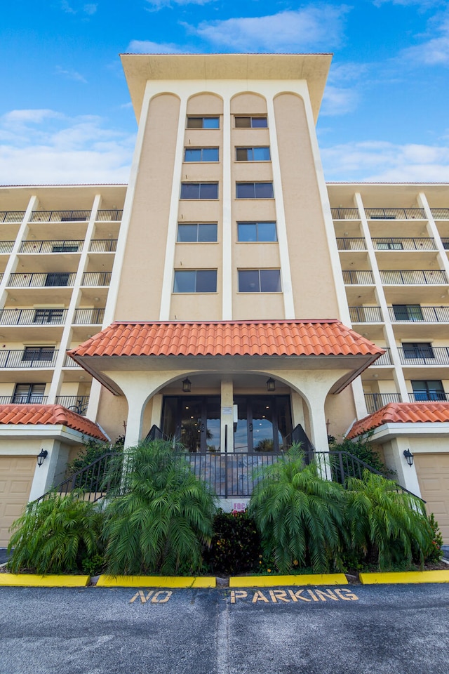 view of building exterior