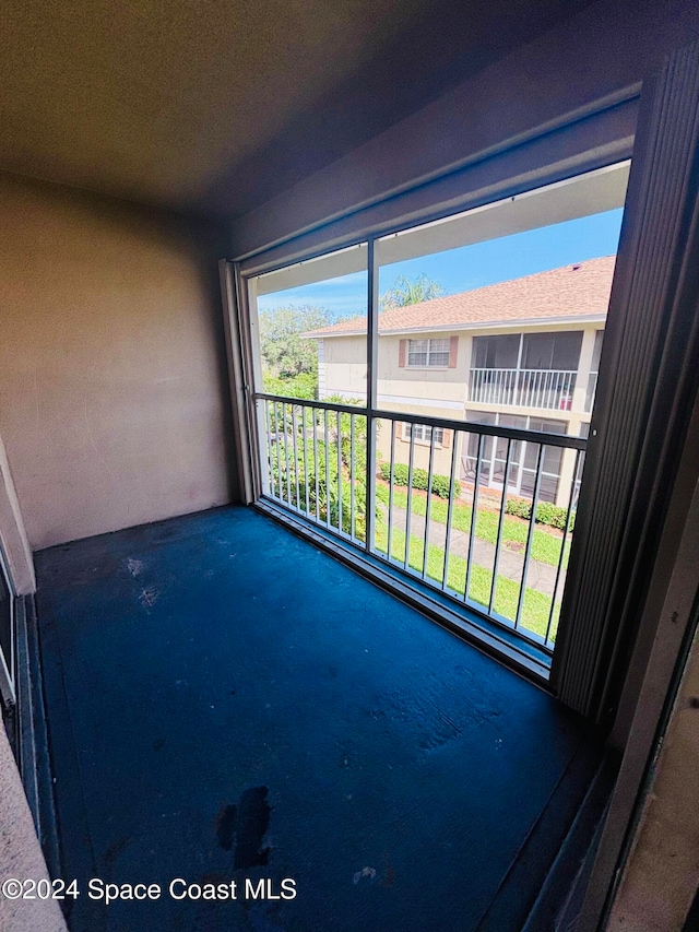 view of unfurnished sunroom