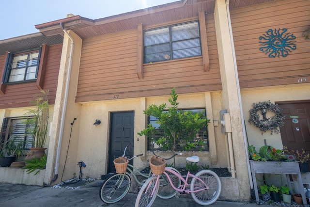 view of townhome / multi-family property