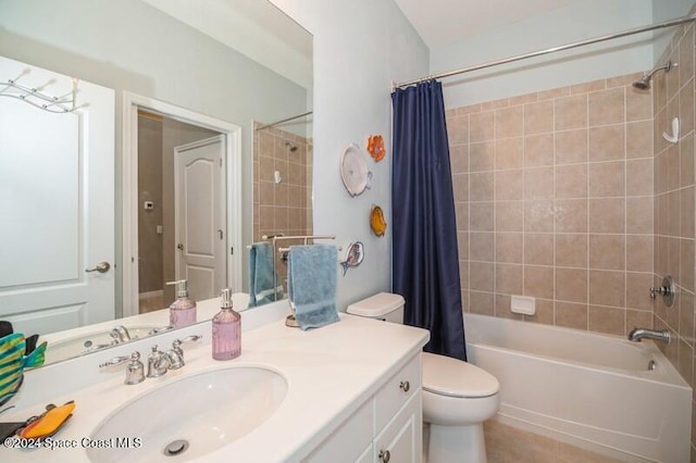 full bathroom with vanity, toilet, and shower / tub combo