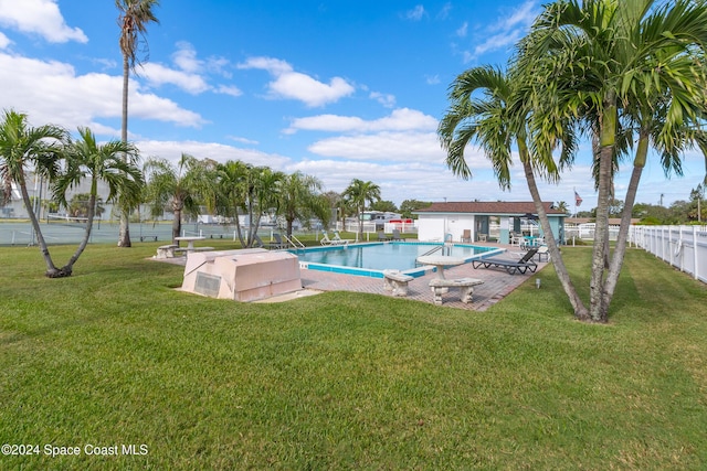 204 Queens Ct, Satellite Beach, FL 32937 - community pool with a patio area