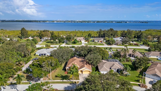 bird's eye view featuring a water view