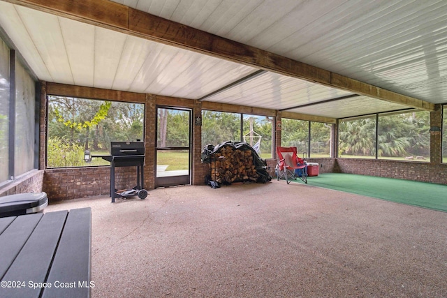 view of unfurnished sunroom