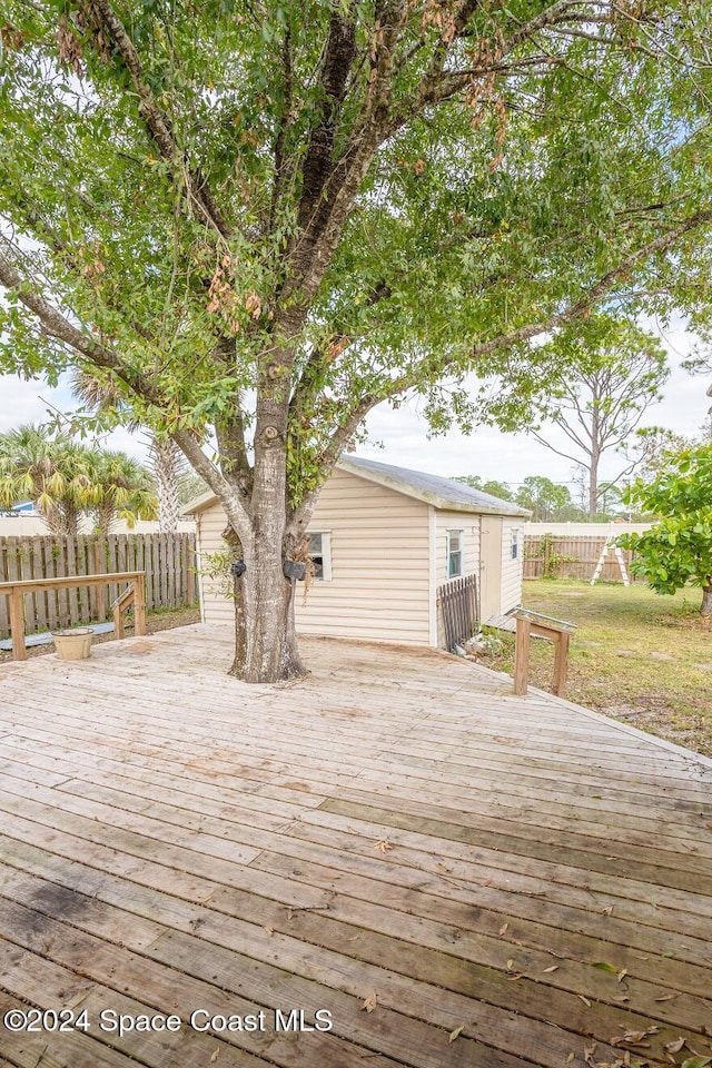 view of wooden deck