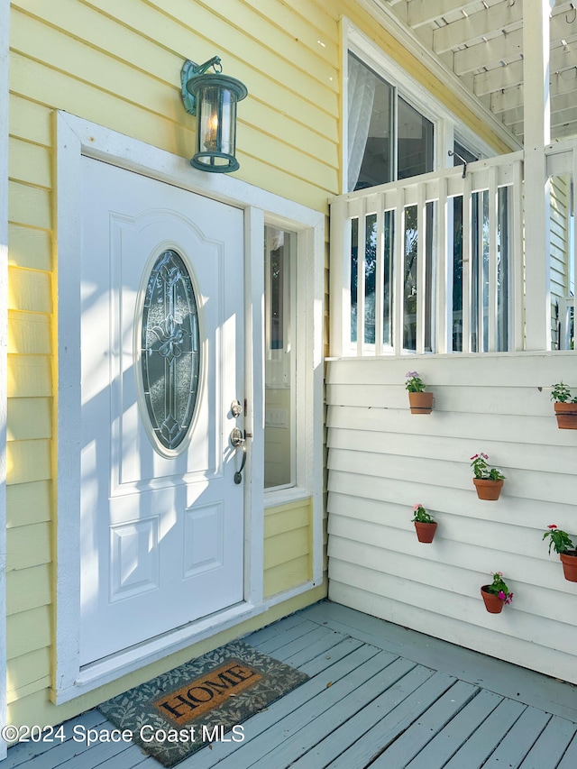 view of entrance to property