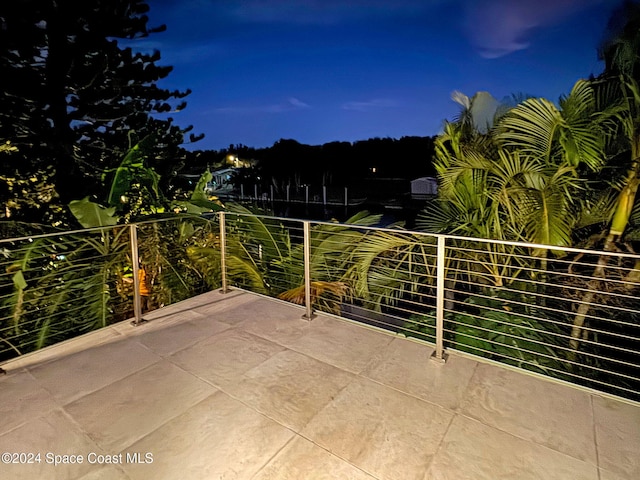 379 Hiawatha Way, Melbourne Beach, FL 32951 - view of patio / terrace