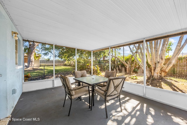 view of sunroom / solarium