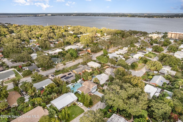 bird's eye view with a water view