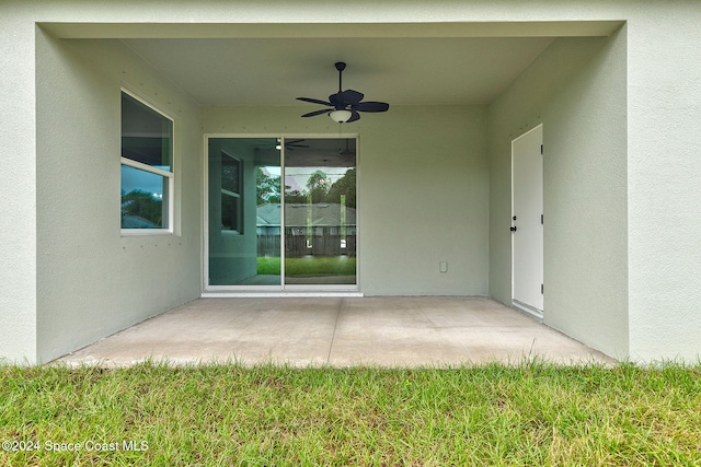 view of patio / terrace with ceiling fan