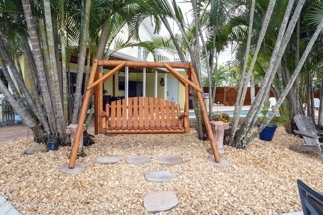 491 Indian Creek Dr, Cocoa Beach, FL 32931 - view of yard