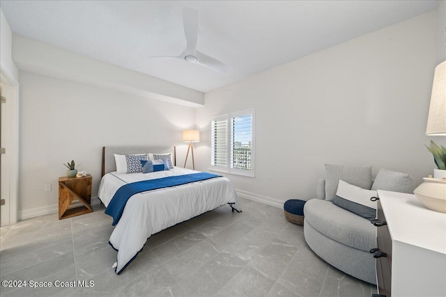 bedroom featuring ceiling fan