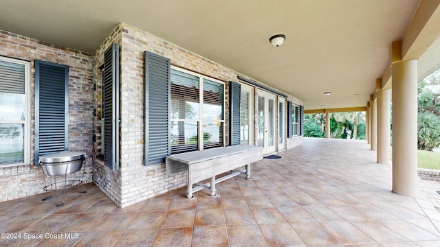 view of patio / terrace with covered porch