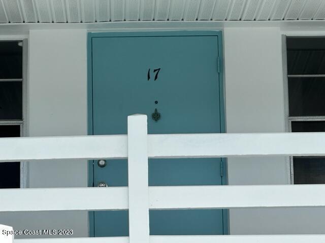 Listing photo 3 for 215 Circle Dr Unit 17, Cape Canaveral FL 32920