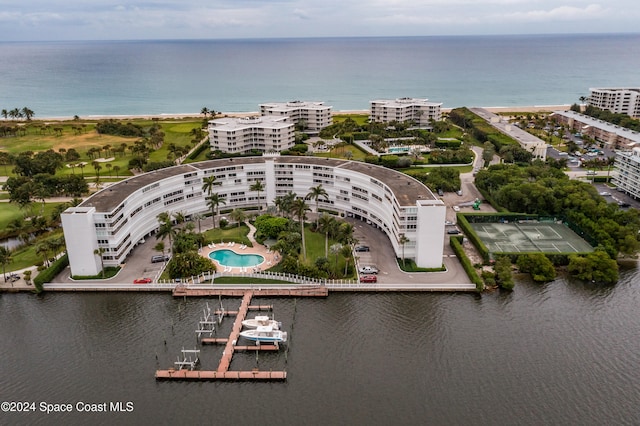 bird's eye view with a water view