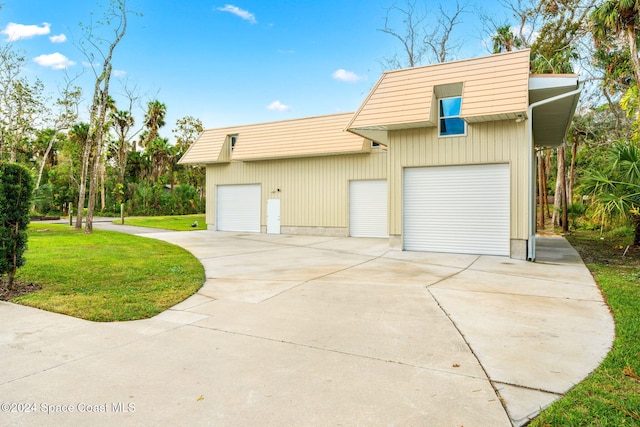 100 Bonita St, Titusville, FL 32780 - view of detached garage