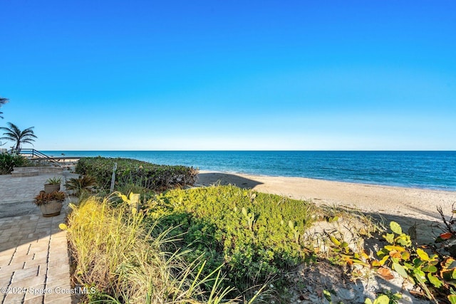 water view featuring a beach view