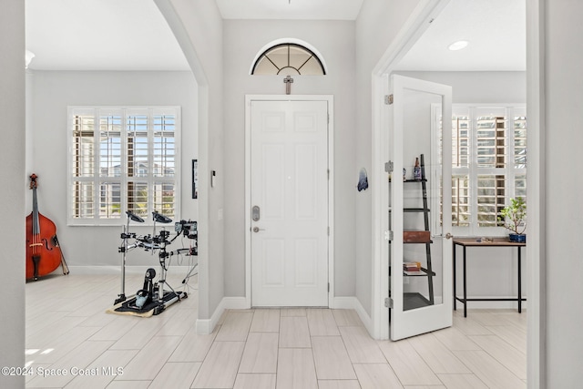 foyer featuring a wealth of natural light