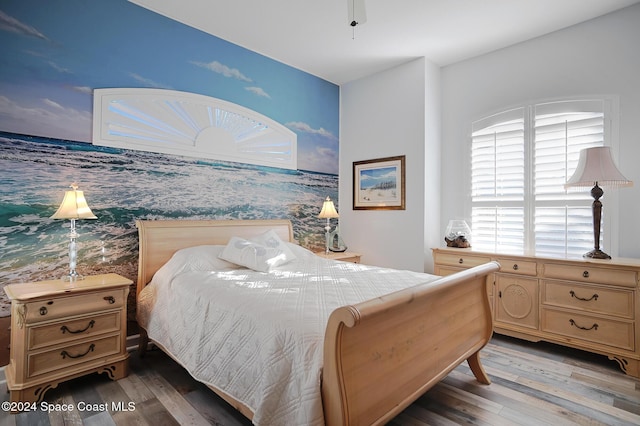 bedroom featuring light hardwood / wood-style flooring