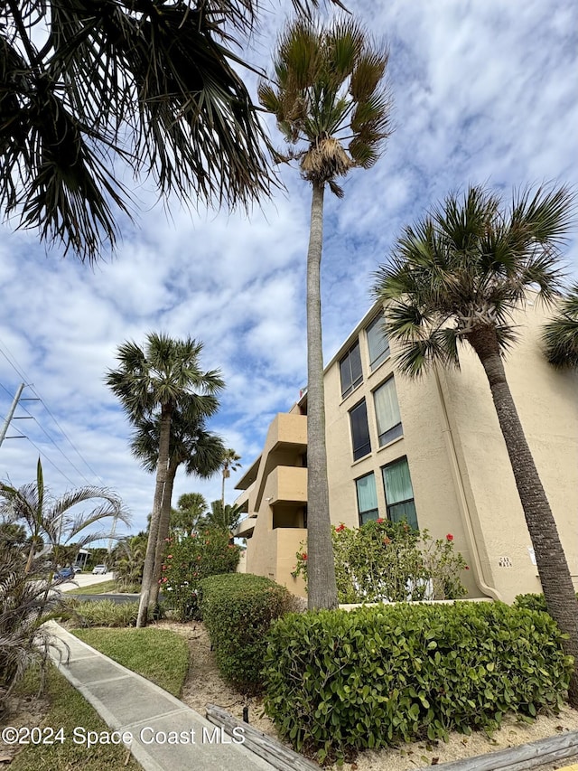 view of building exterior