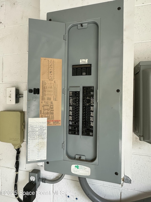 7444 Glenwood Rd, Cocoa, FL 32927 - utilities with electric panel