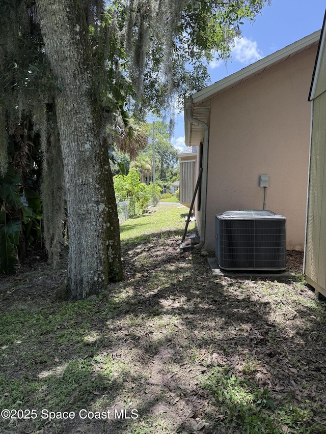 7444 Glenwood Rd, Cocoa, FL 32927 - view of yard