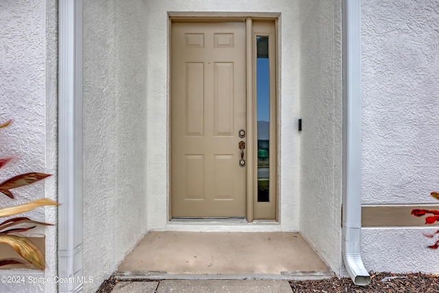 view of property entrance