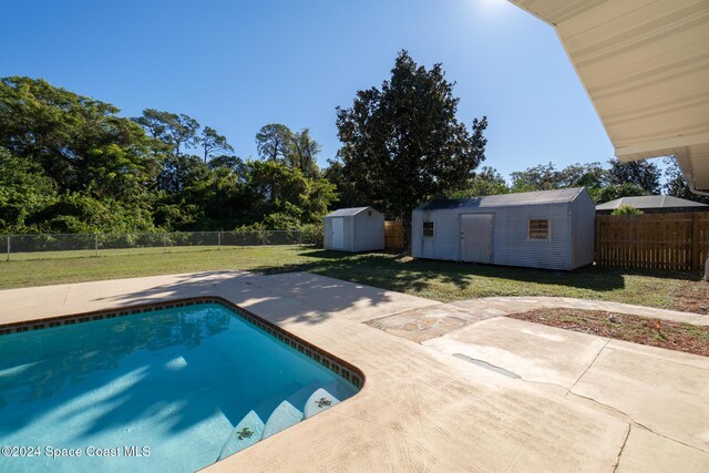 8303 Sylvan Dr, Melbourne, FL 32904 - view of swimming pool featuring a patio