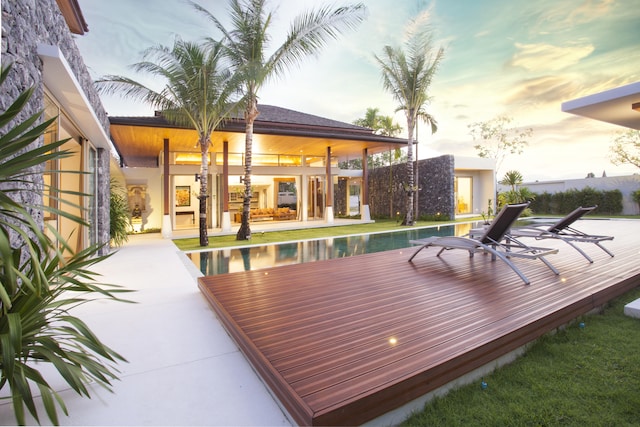 view of deck at dusk