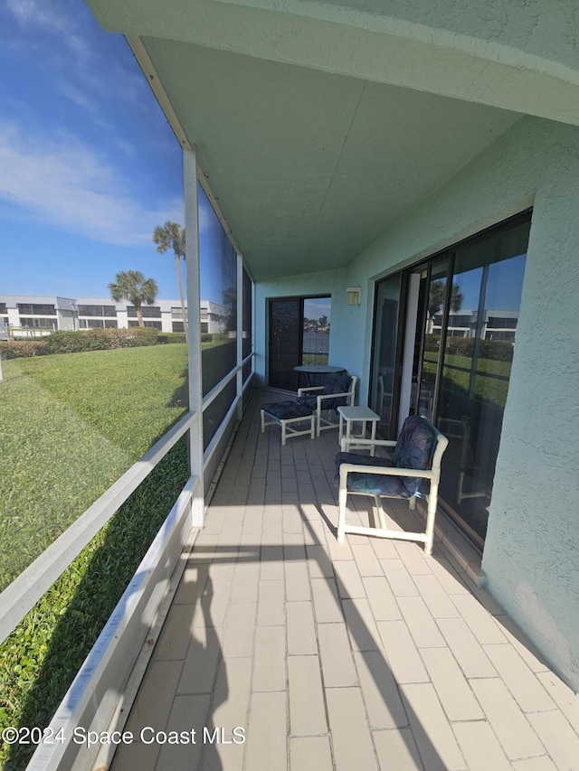 view of sunroom / solarium