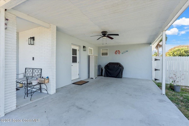 view of patio featuring grilling area and ceiling fan